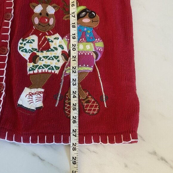 White Stag Winter Reindeer Holiday Christmas 16W Red Embroidered Sweater Vest - Picture 9 of 12